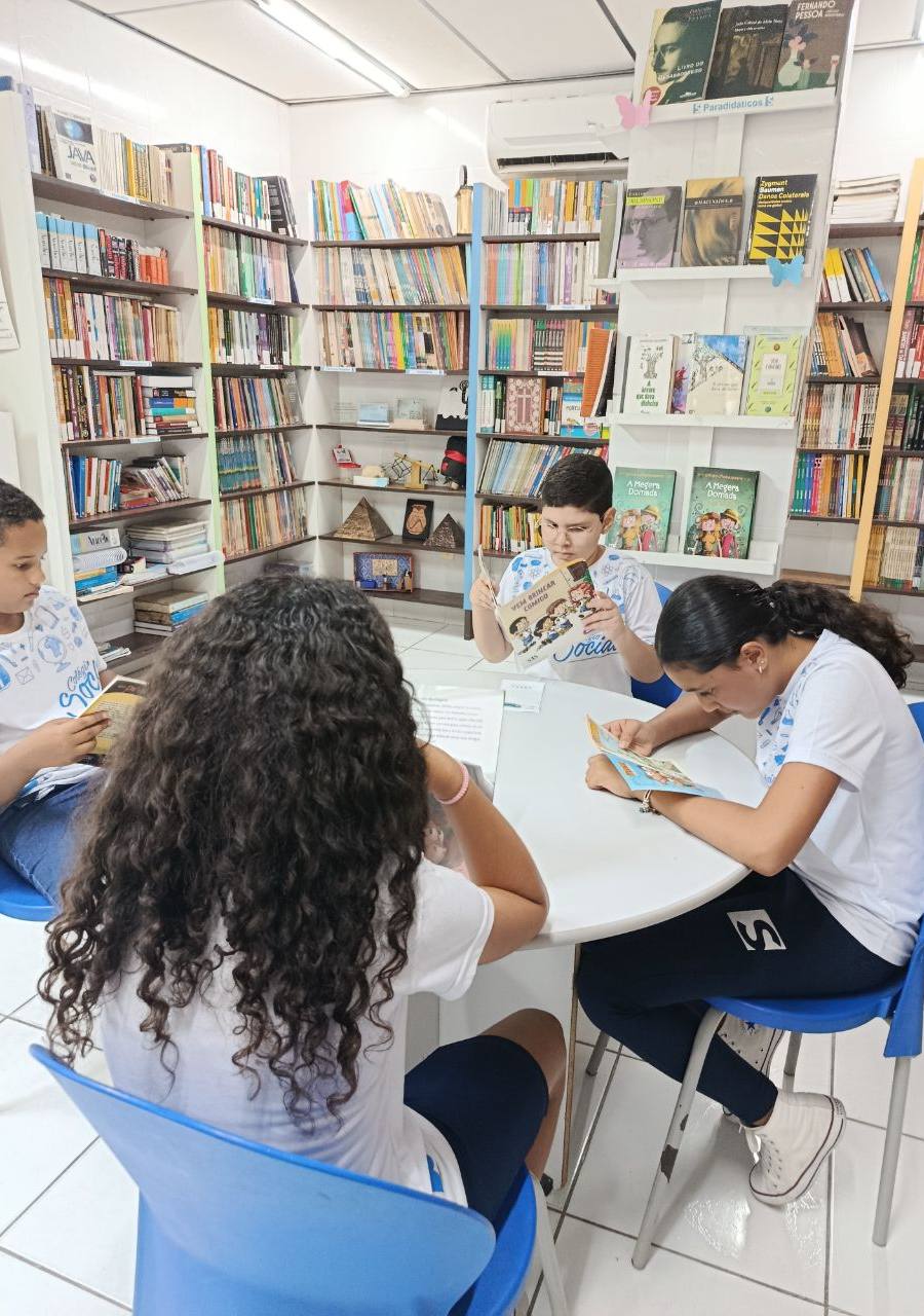 CLUBE DO LIVRO  — foto 49