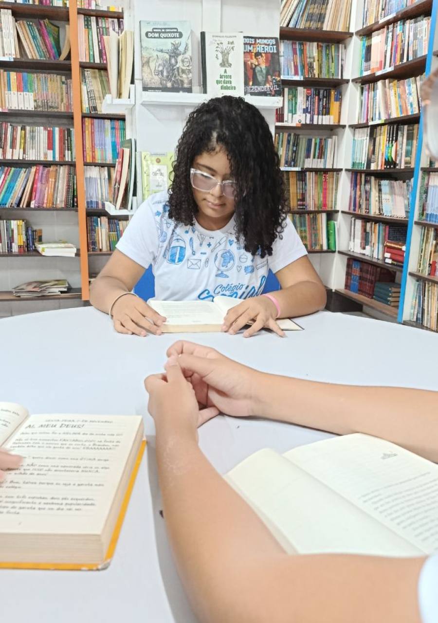 CLUBE DO LIVRO  — foto 24