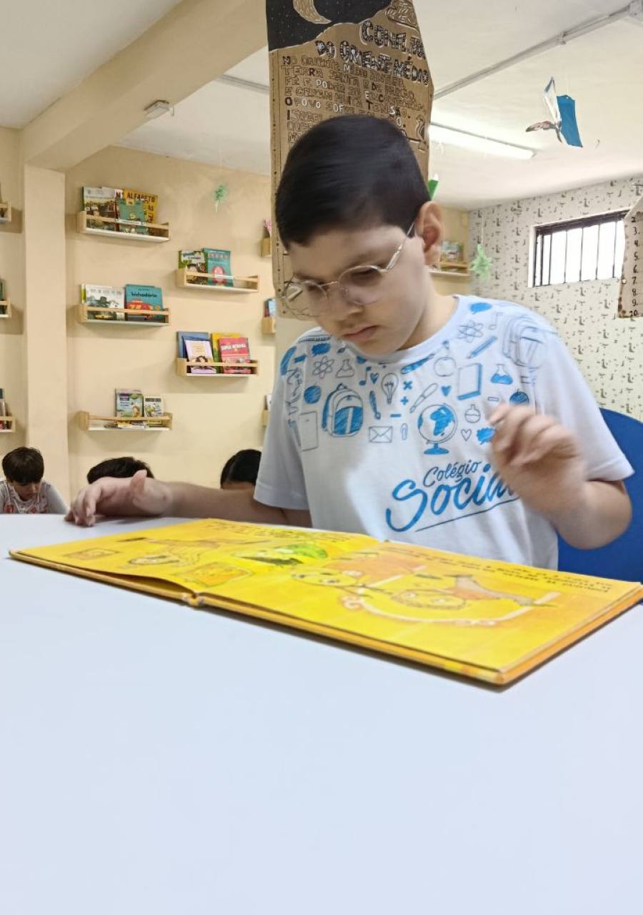 CLUBE DO LIVRO  — foto 28