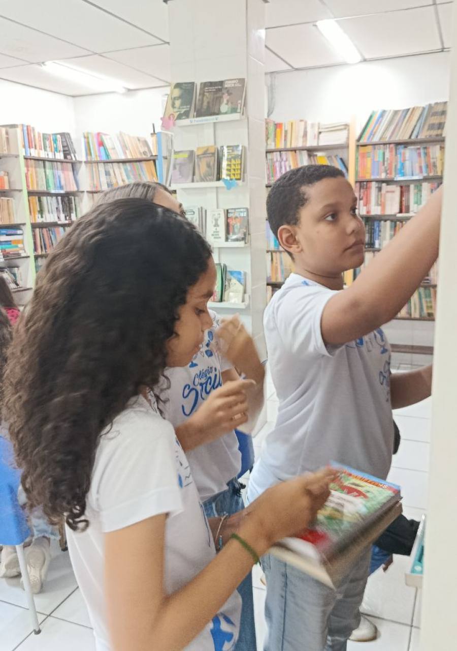 CLUBE DO LIVRO  — foto 39