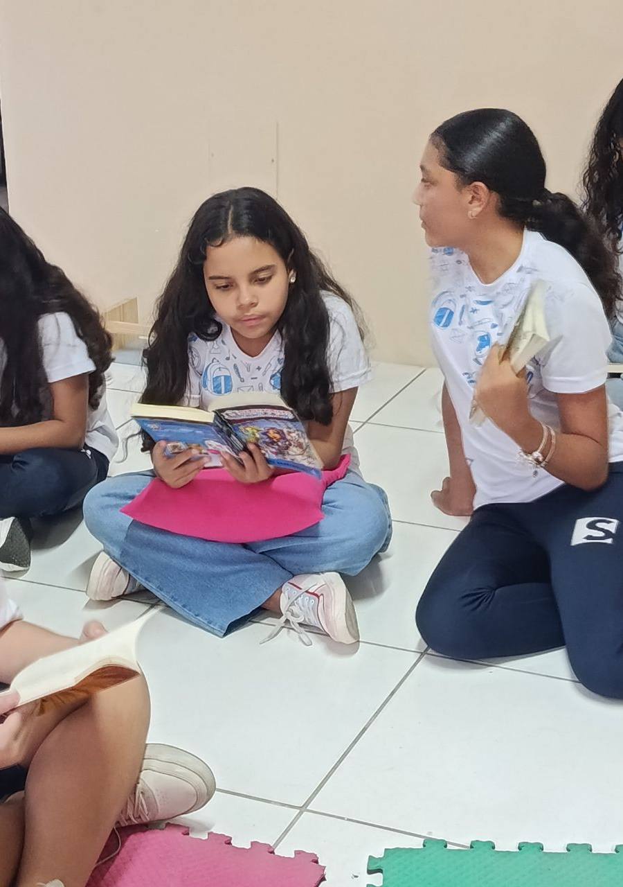 CLUBE DO LIVRO  — foto 29
